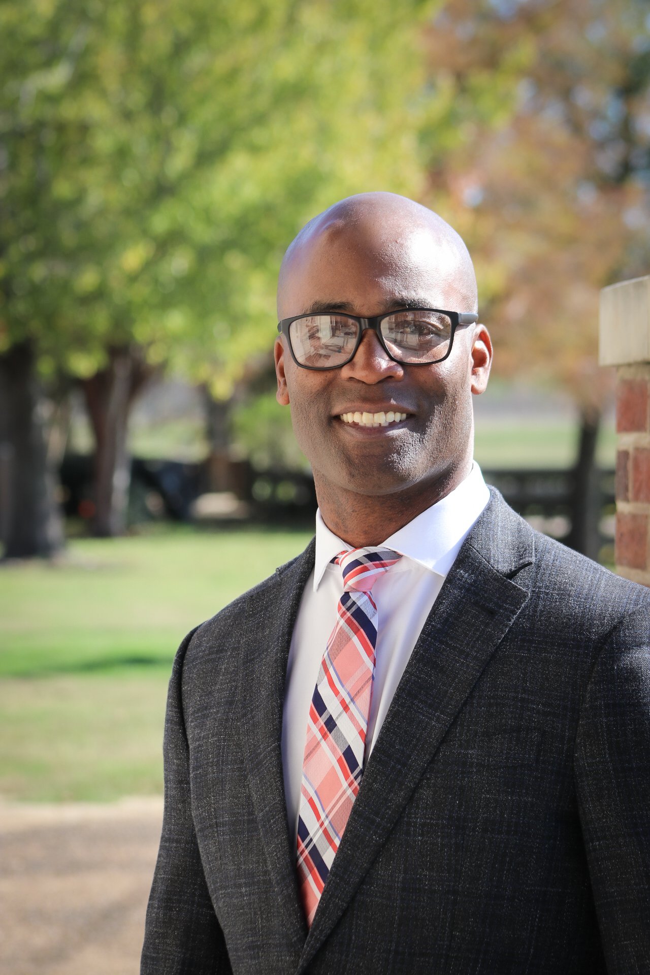Portrait of Sheldon Morris, Founder & Senior Partner of Morris Consulting Group.